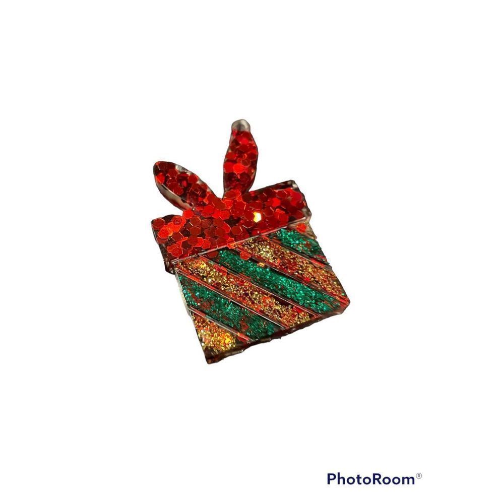 Handmade present ornament 